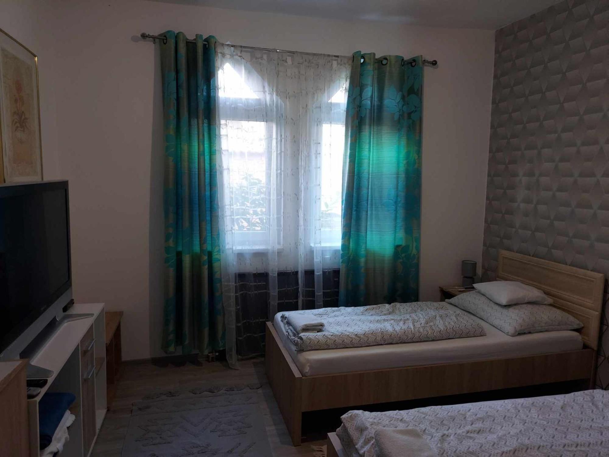 Petra Vendeghaz Hotel Szekszard Exterior photo